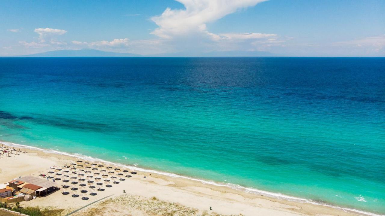 Soleado Beachfront Villa Skála Foúrkas 외부 사진