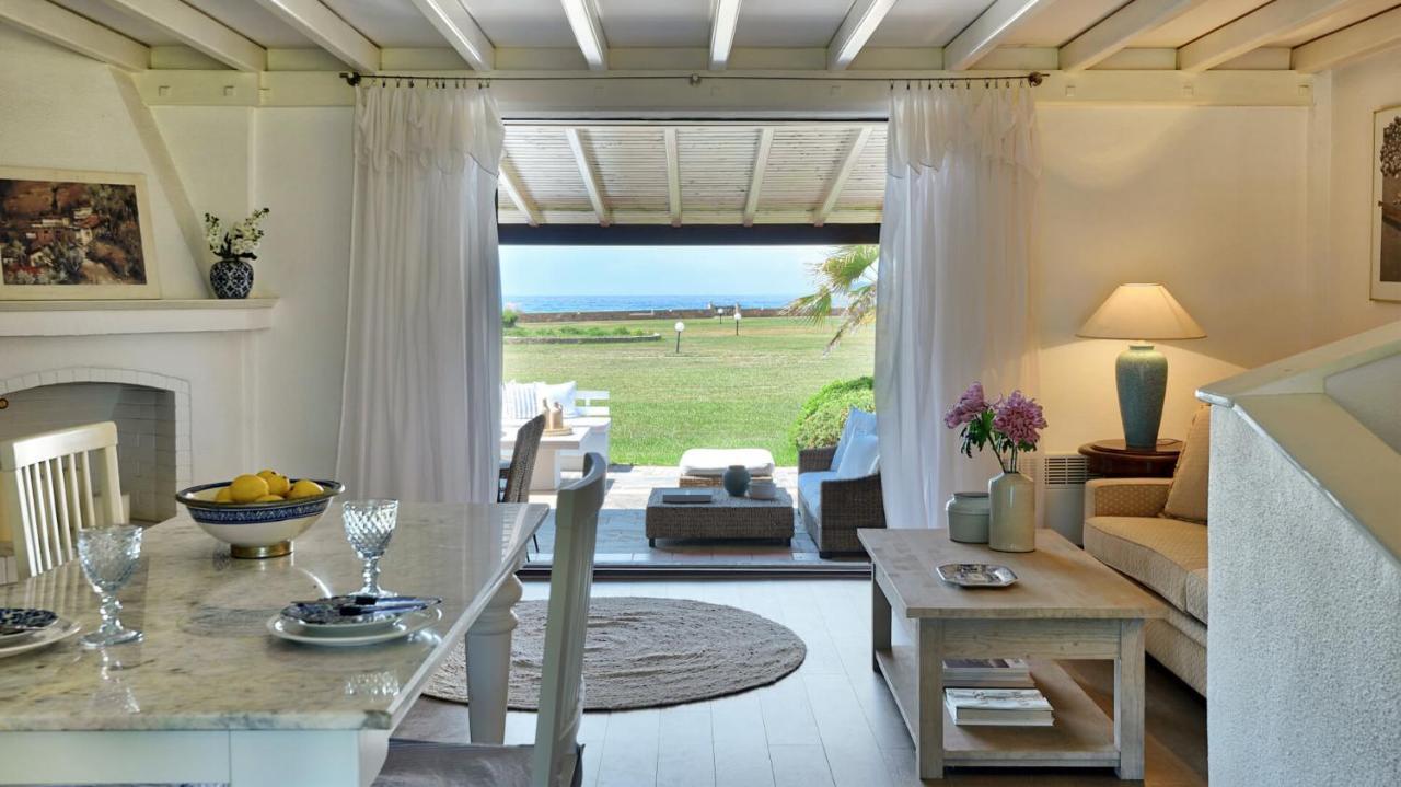 Soleado Beachfront Villa Skála Foúrkas 외부 사진